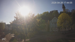 Náměstí, Hrad a Trůba