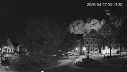 Náměstí, Hrad a Trůba