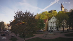 Náměstí, Hrad a Trůba