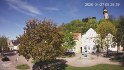 Náměstí, Hrad a Trůba