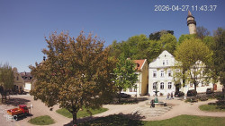 Náměstí, Hrad a Trůba