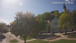 Náměstí, Hrad a Trůba