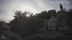 Náměstí, Hrad a Trůba