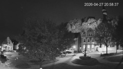 Náměstí, Hrad a Trůba