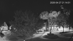 Náměstí, Hrad a Trůba