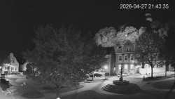 Náměstí, Hrad a Trůba