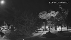 Náměstí, Hrad a Trůba