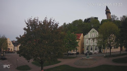 Náměstí, Hrad a Trůba