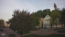 Náměstí, Hrad a Trůba