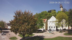 Náměstí, Hrad a Trůba