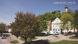 Náměstí, Hrad a Trůba