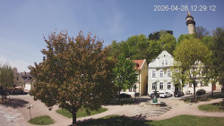 Náměstí, Hrad a Trůba