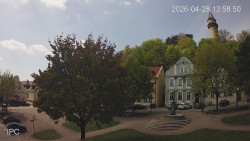 Náměstí, Hrad a Trůba