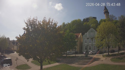 Náměstí, Hrad a Trůba