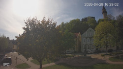 Náměstí, Hrad a Trůba