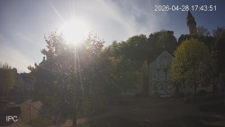 Náměstí, Hrad a Trůba