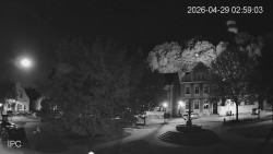 Náměstí, Hrad a Trůba