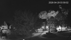 Náměstí, Hrad a Trůba