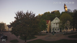 Náměstí, Hrad a Trůba