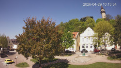 Náměstí, Hrad a Trůba