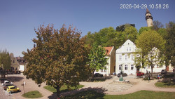 Náměstí, Hrad a Trůba