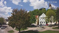 Náměstí, Hrad a Trůba