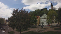 Náměstí, Hrad a Trůba