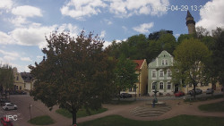 Náměstí, Hrad a Trůba