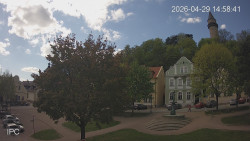 Náměstí, Hrad a Trůba