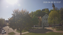 Náměstí, Hrad a Trůba