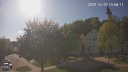 Náměstí, Hrad a Trůba