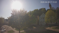 Náměstí, Hrad a Trůba