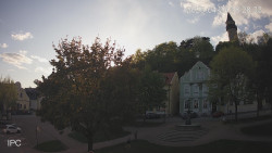Náměstí, Hrad a Trůba