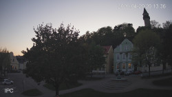 Náměstí, Hrad a Trůba