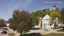 Náměstí, Hrad a Trůba