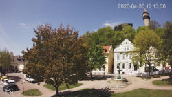 Náměstí, Hrad a Trůba
