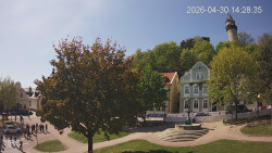 Náměstí, Hrad a Trůba