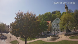 Náměstí, Hrad a Trůba