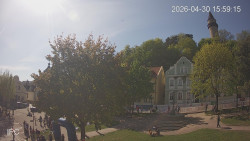 Náměstí, Hrad a Trůba