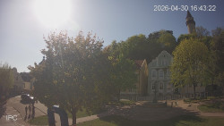 Náměstí, Hrad a Trůba