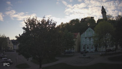 Náměstí, Hrad a Trůba