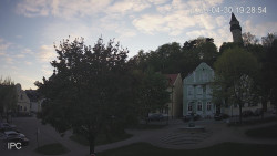 Náměstí, Hrad a Trůba