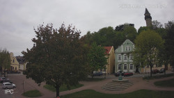 Náměstí, Hrad a Trůba