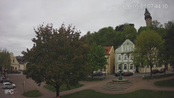 Náměstí, Hrad a Trůba