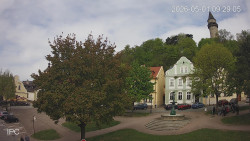 Náměstí, Hrad a Trůba