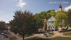 Náměstí, Hrad a Trůba