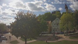 Náměstí, Hrad a Trůba