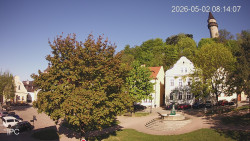 Náměstí, Hrad a Trůba