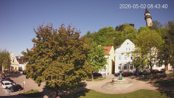 Náměstí, Hrad a Trůba