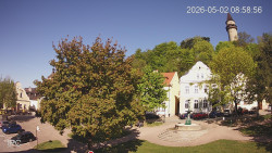 Náměstí, Hrad a Trůba